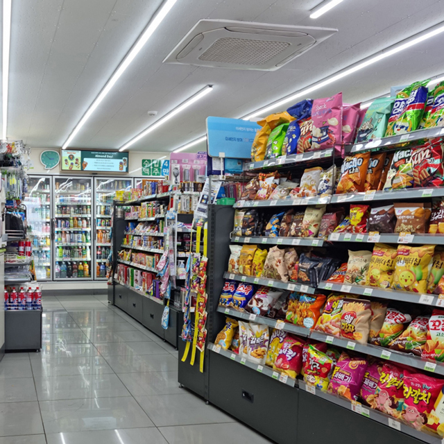 CHỌN ĐIỀU HÒA ÂM TRẦN NÀO CHO CỬA HÀNG TIỆN LỢI, SIÊU THỊ MINI? See more