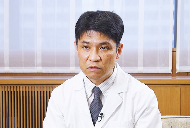 写真：森島陽一先生 松下記念病院 皮膚科部長