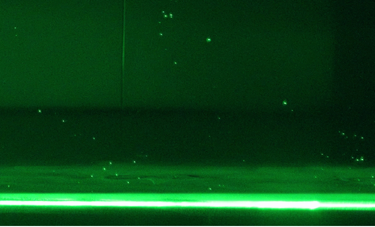 3分以上舞い続ける粉砕花粉