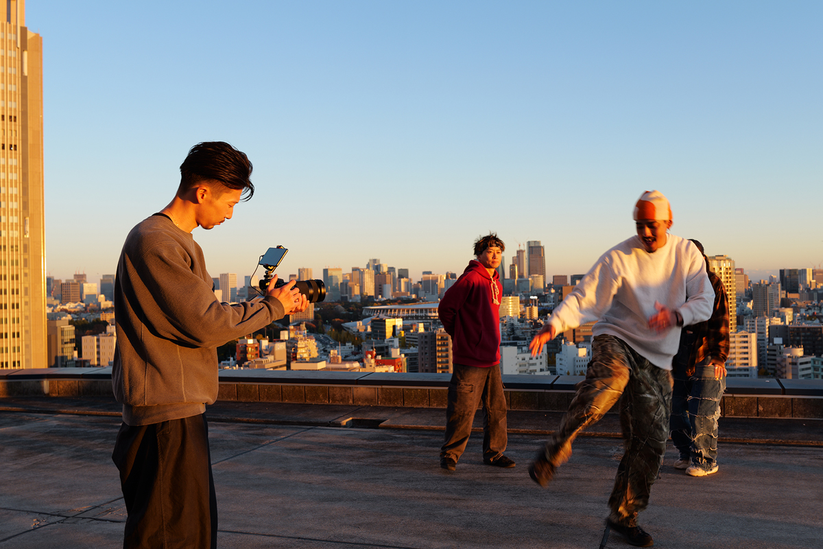 Výkonná podpora pre snímanie z ruky a snímanie videa v pohybe