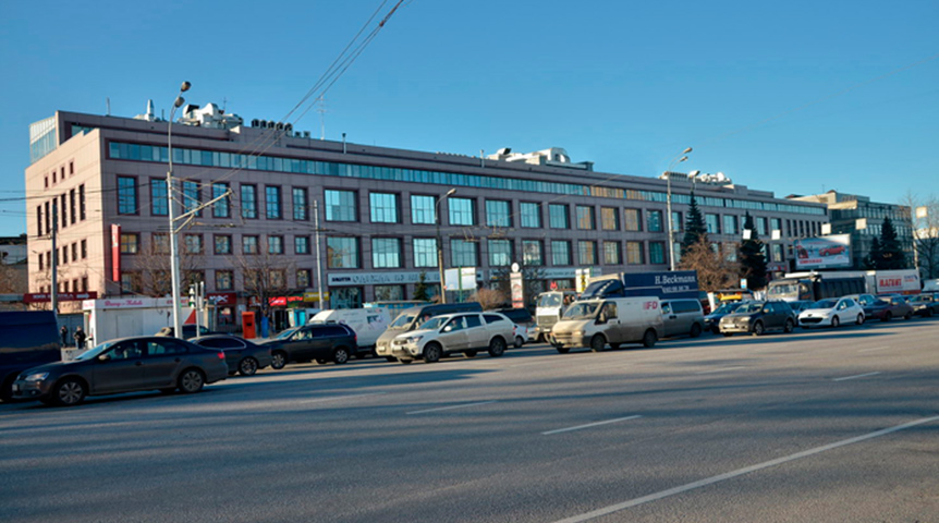 An image of a government building exterior