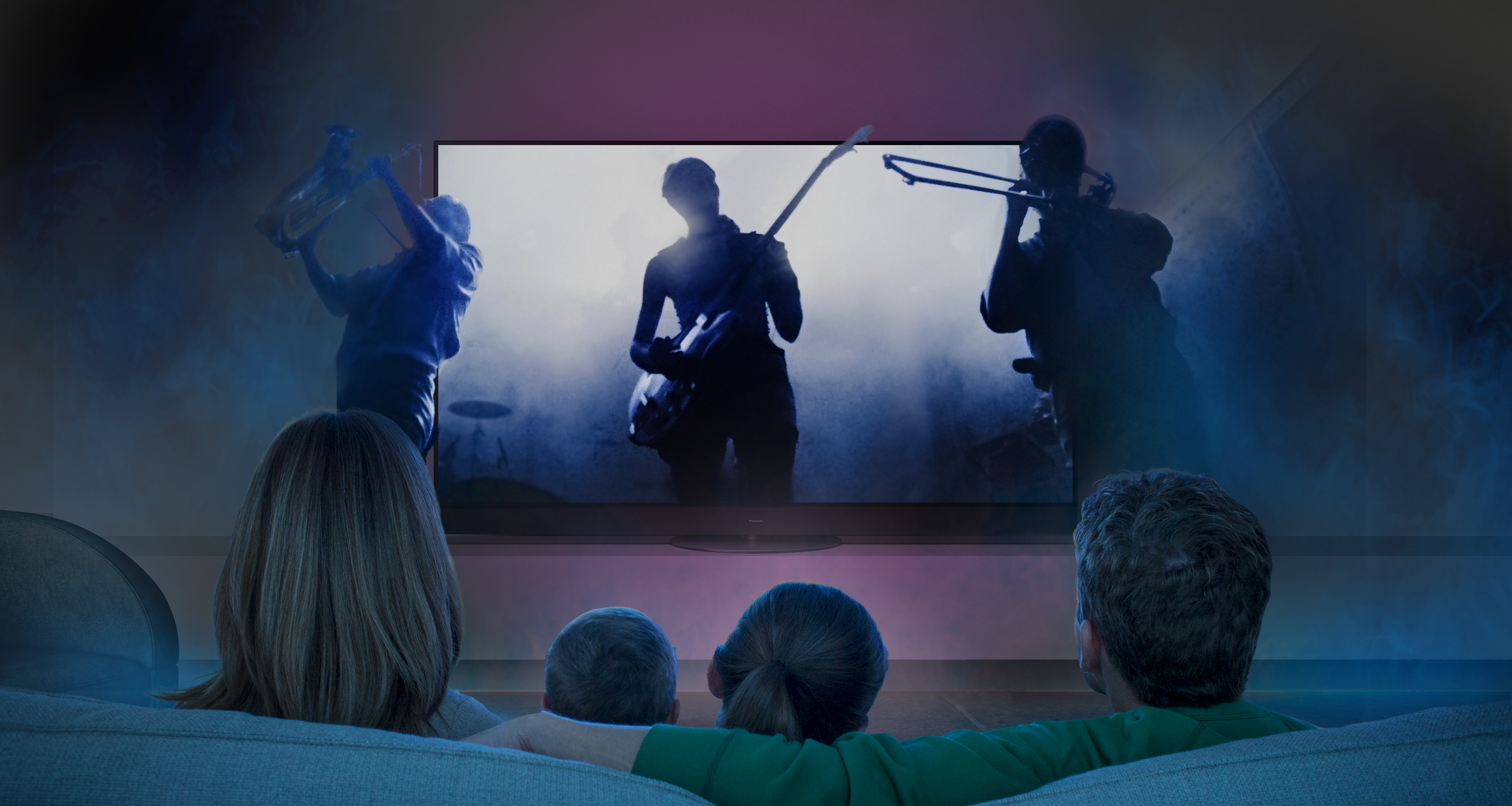 Jako byste byli ve středu dění. Realistický prostorový zvuk vás obklopí.