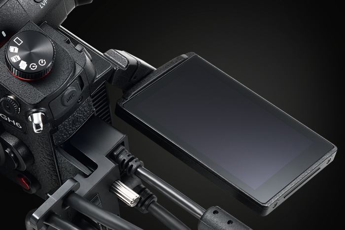 A tilt and  free-angle mechanism — Unexpected obstacles to downsizing