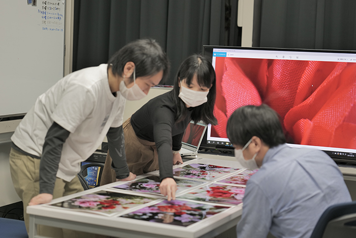 2 : Optical Design Efforts for Achieving Conflicting Objectives of Ultra-wide Angle and Compact Size