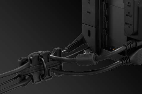 Mukana tuleva kaapelin lukitsin