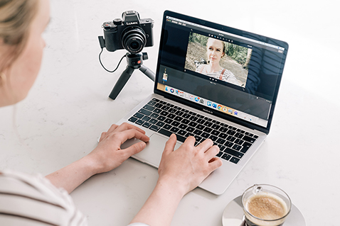 Pre-installed V-Log L