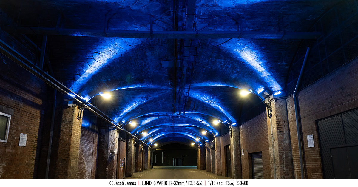 Enjoy Superb Quality 20.3MP Images. 