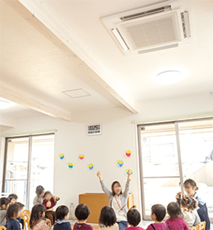 An image of installed 4-way cassette air conditioner