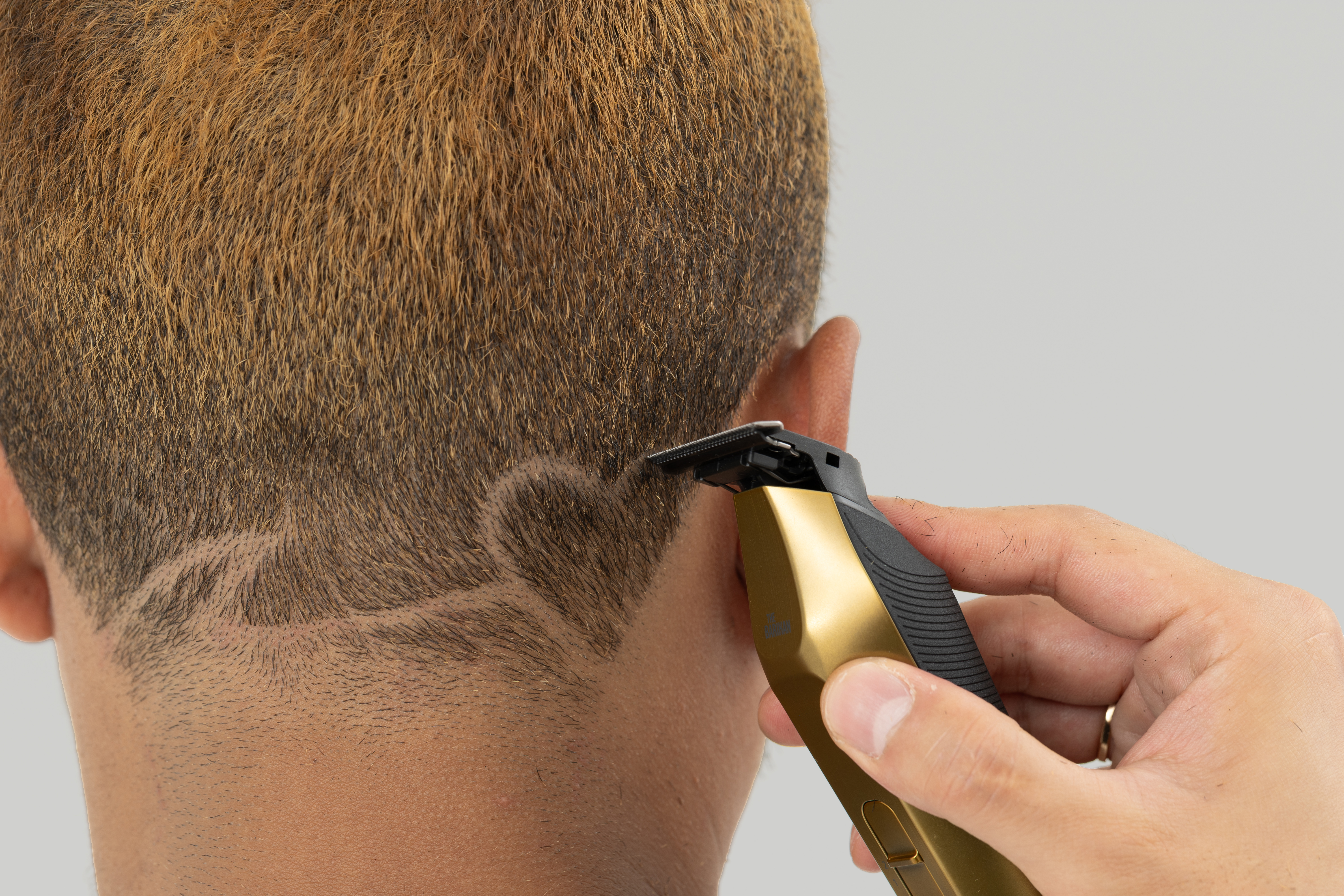 In Use for Design Cutting with a Hair Trimmer ER-XT70