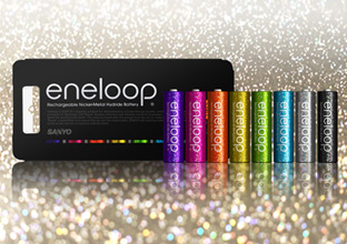 Los resplandecientes tonos eneloop llegan a los estantes de los establecimientos comericales.