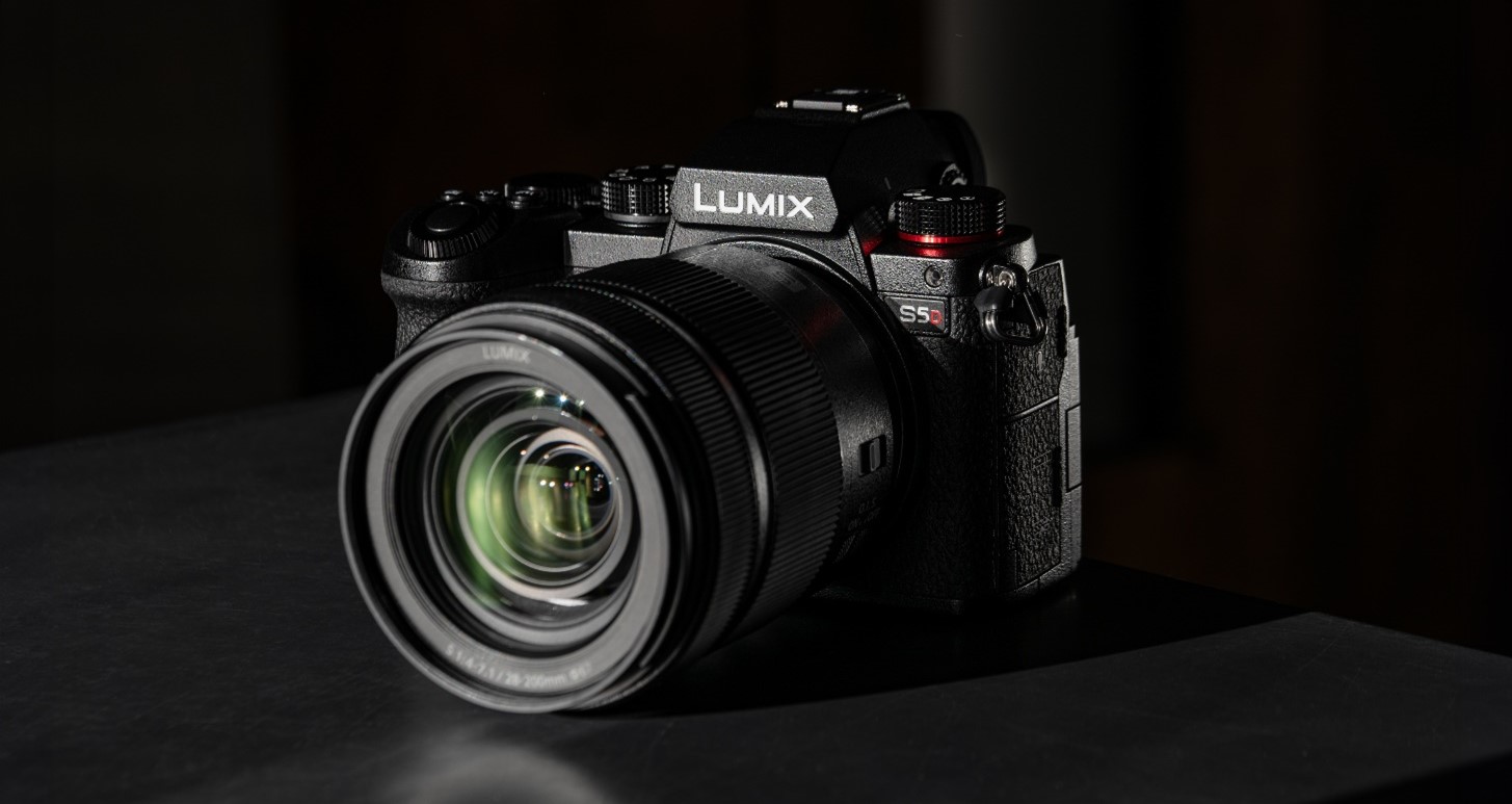 Panasonic introducerer LUMIX S5D, en opdatering af vores full-frame spejlløse kamera.
