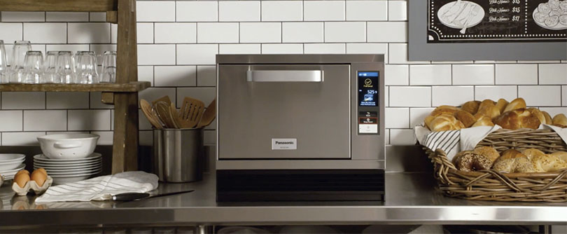 Grandes noticias para espacios pequeños, calentamiento de alta velocidad con el nuevo horno comercial de Panasonic