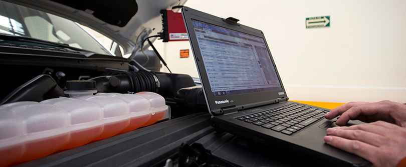 TOUGHBOOK aporta robustez, precisión y velocidad en el diagnóstico de vehículos Ford