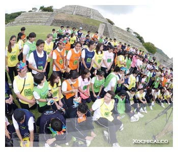 Niños mexicanos visitan Xochicalco, considerado Patrimonio de la Humanidad, para participar en el Panasonic UNESCO Eco Learning Program