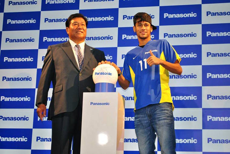 Panasonic renueva contrato global con el Brasileño Neymar