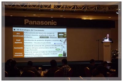 100 años de innovación en el mundo, 40 años de presencia en México