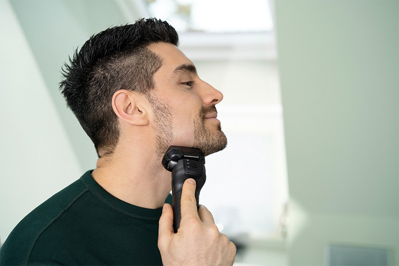 Panasonic lansează noua serie 900 de aparate de ras cu 5 lame