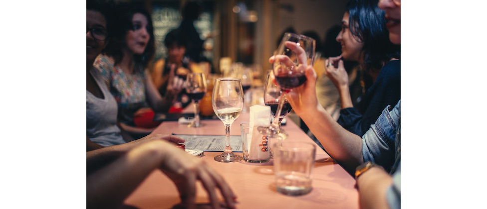 Social cooking without stress