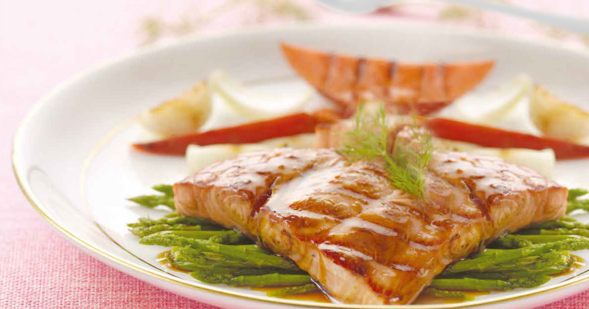 Grilled Salmon & Vegetables