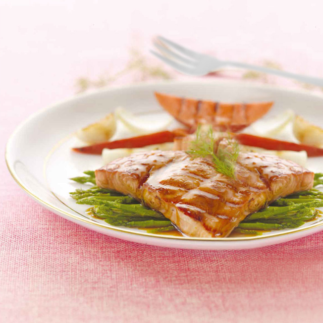 Grilled Salmon & Vegetables