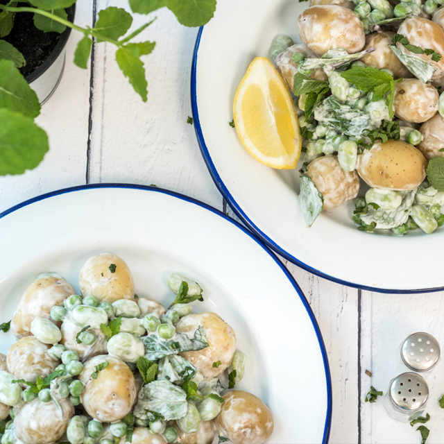 Fresh Strawberry Cake