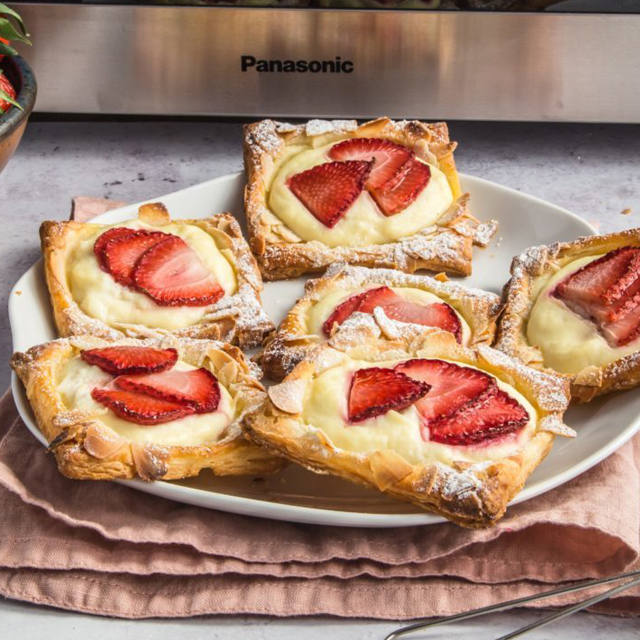 Puff Pastry Tarts with Ricotta and Strawberries