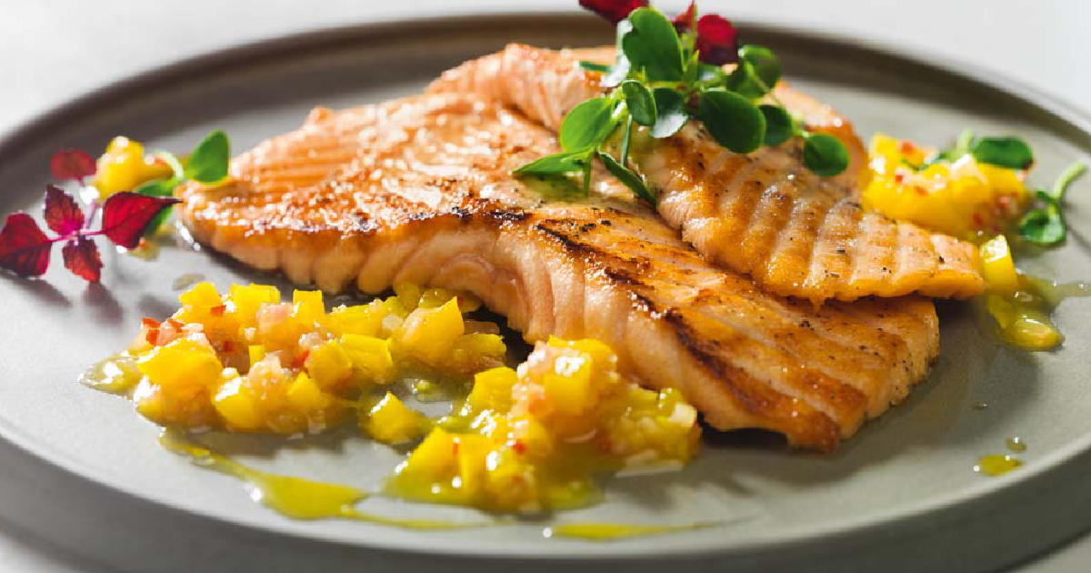 Salmon Fillet with Yellow Pepper Salsa