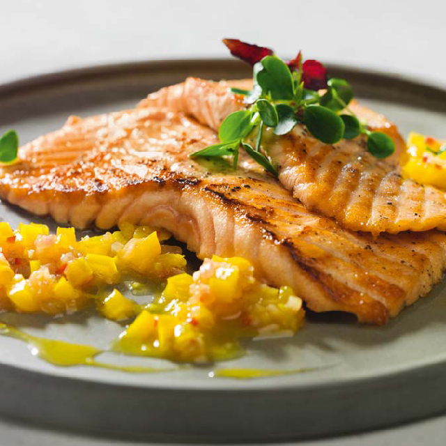 Salmon Fillet with Yellow Pepper Salsa