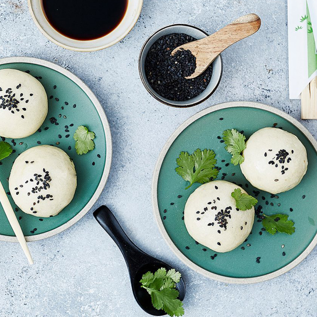 Steamed Chinese Buns (Baozi) with Pork Mince and Prawn Filling