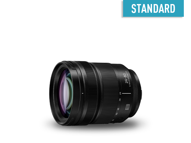 A LUMIX S 24–60 mm F2.8 standard L-Mount zoomobjektív fényképen