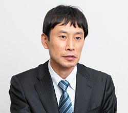 平井 一樹 氏