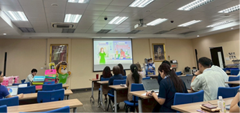 Photo of an environmental education session, highlighting Panasonic’s efforts to raise awareness and promote sustainable practices among employees and stakeholders.
