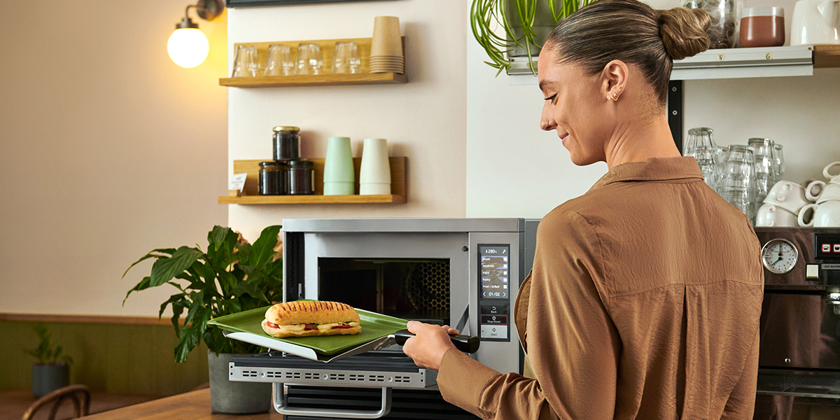 PANASONIC PROFESSIONAL KITCHEN CASE STUDIES