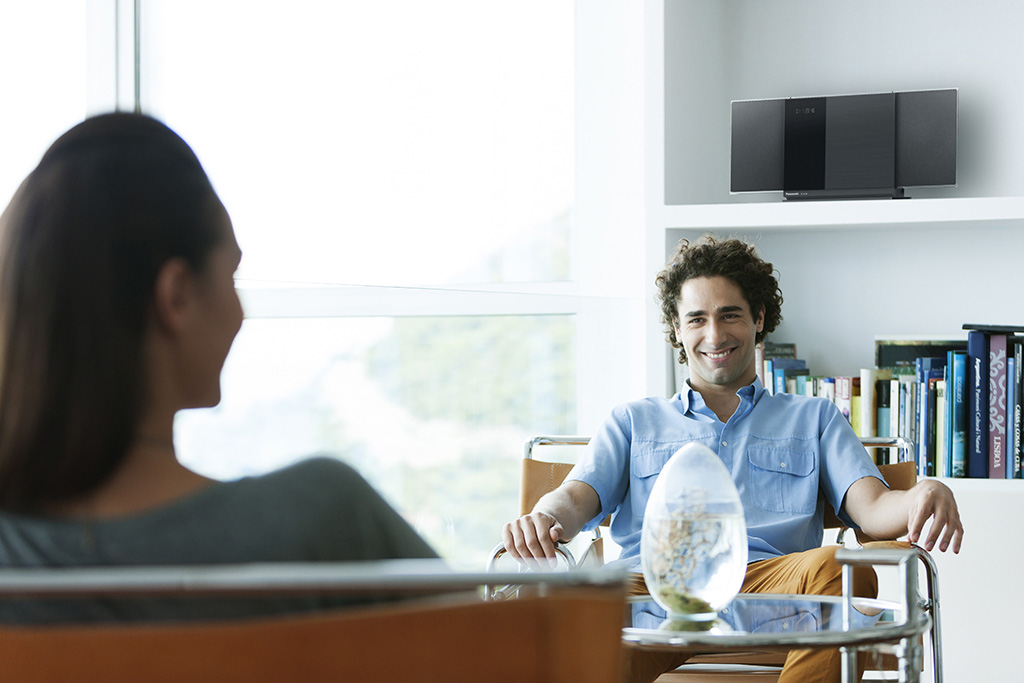 Get Inspired - Compact Stereo System SC-HC38DB