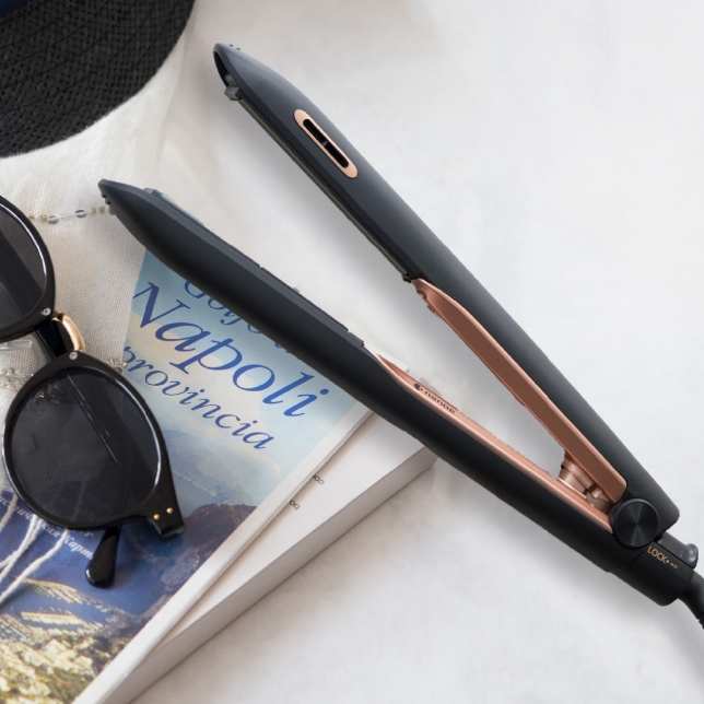 តង់ស្យុងជាសាកល