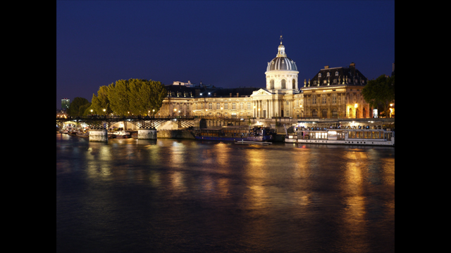 للاستلهام - عدسة لايكا دي جي H-X025