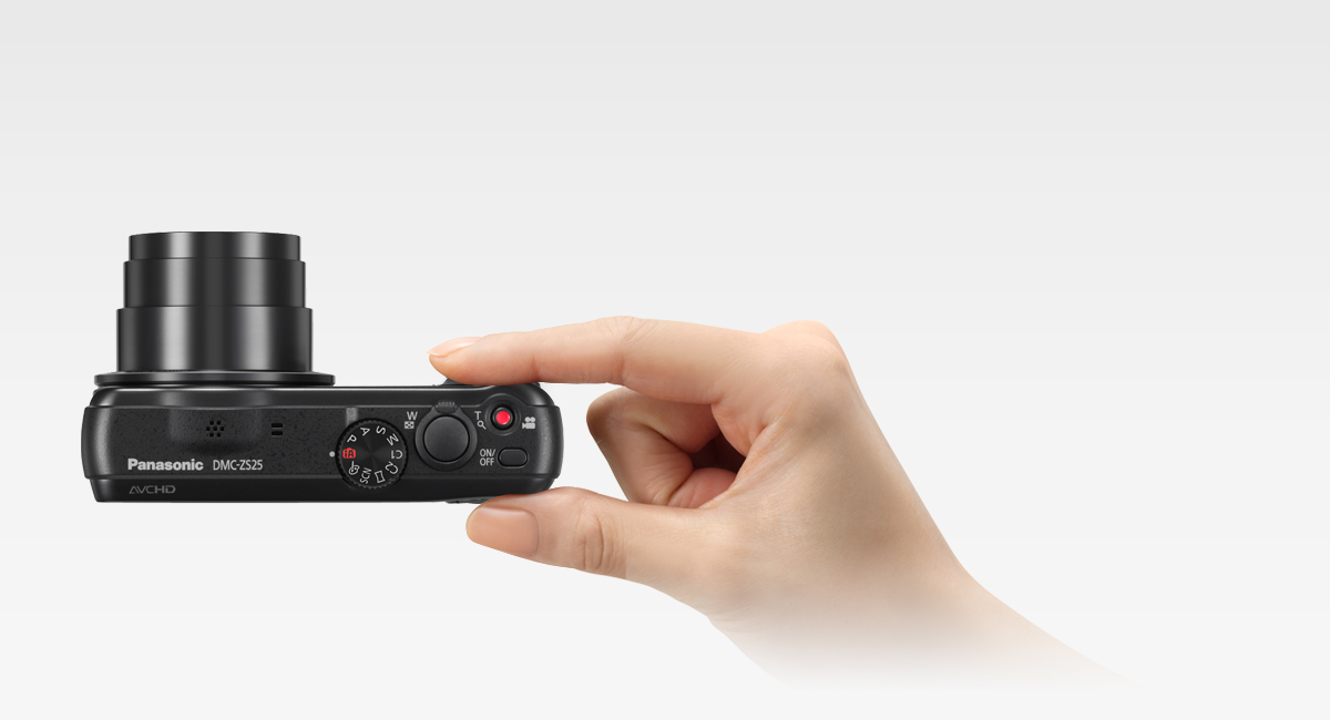 Powerful 20x Optical
Zoom Lens in Slim Body