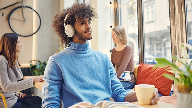 Get Inspired - Street Wireless Headphones RP-HTX90