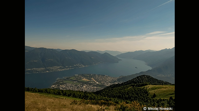 Get Inspired - Compact Camera LUMIX LX100 II: large 4/3-inch sensor and F1.7-2.8 LEICA DC lens