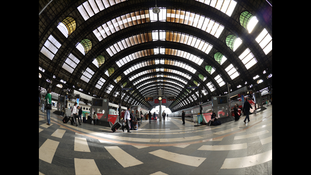 Get Inspired - LUMIX G Lens H-F008E