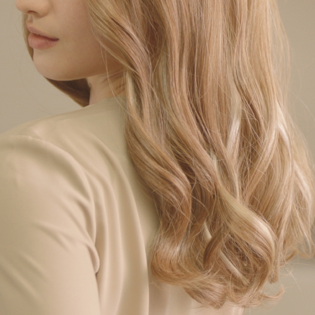 Skyddar hårfärg från att bli blekt*²