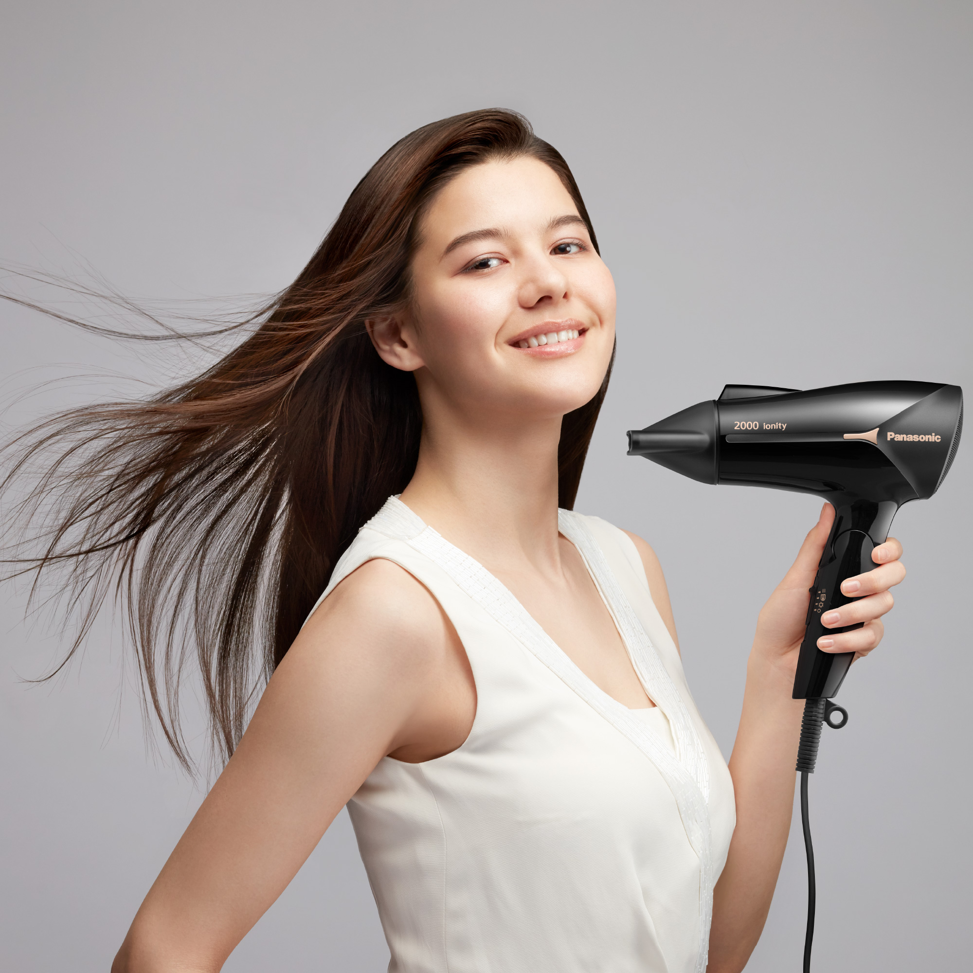 Drying power equivalent to 2300W