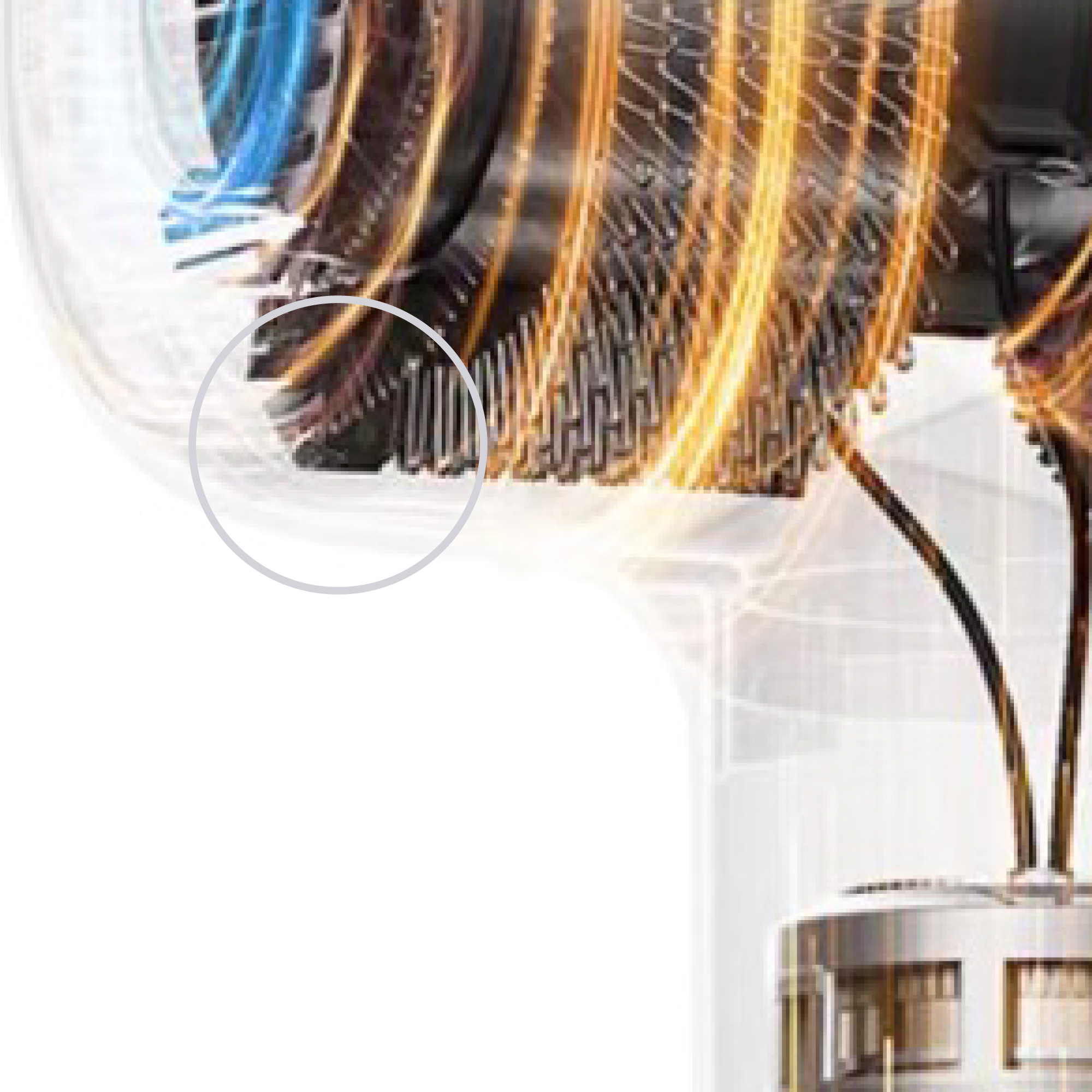 Intelligent Temperature Control System gently protects the hair and scalp