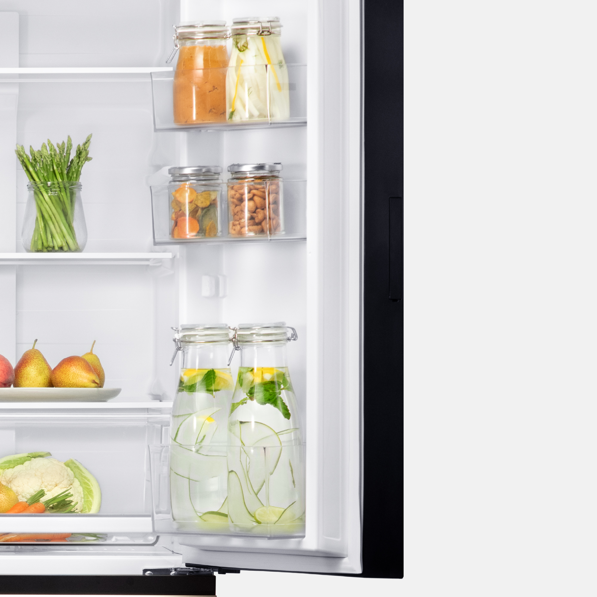 Large, Clear Door Pockets