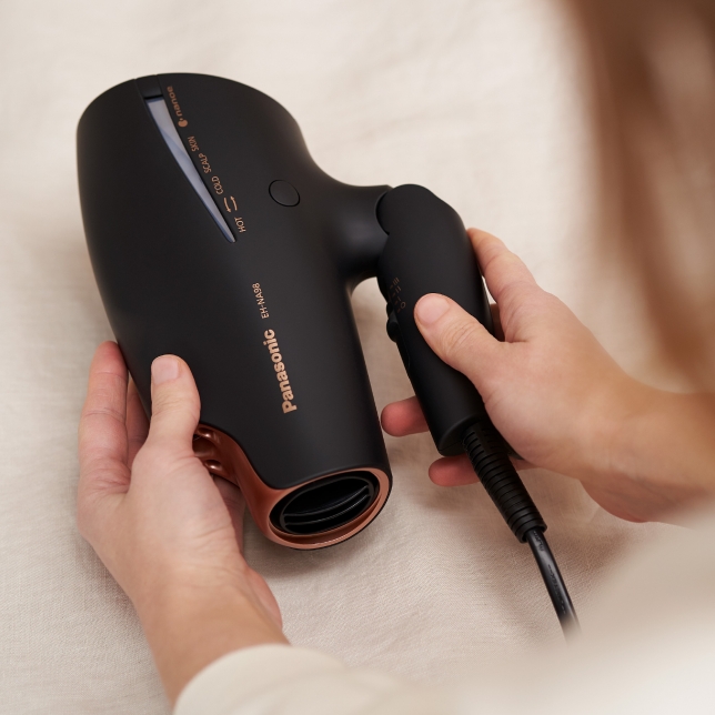 Nanoe Hair Dryer Split Ends Reduction EH-NA98 | Panasonic UK & Ireland