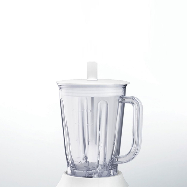 POUR EASILY EVEN WHEN  THE JUG IS FULL