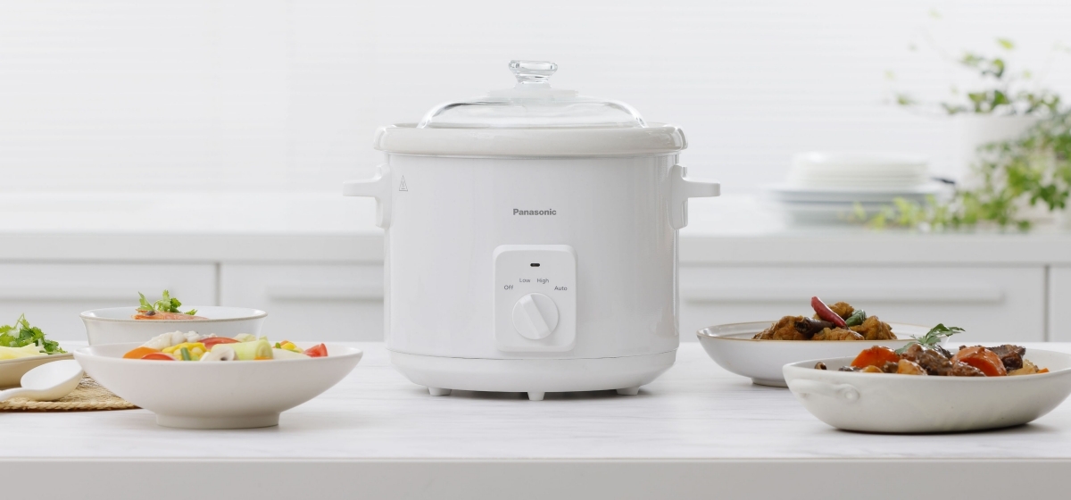 3.0L Slow Cooker NF-N51AWRA to keep healthy & tender flavours
