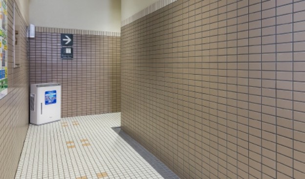 ziaino® installed in the sports gym hallway