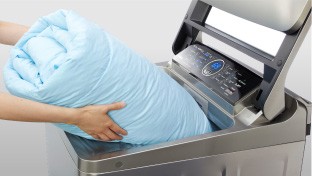 سهولة إدخال الملابس وإخراجها