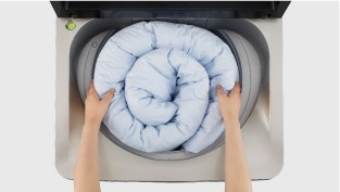 Dễ Dàng Bỏ Vào / Lấy Đồ Giặt Ra